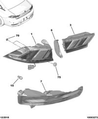 YL01248080-Taillight, r. rr. fender